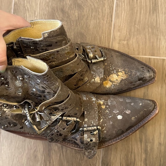 LIBERTY BLACK Paint Splatter Metallic Amy Western Leather Ankle Boots - Picture 6 of 7